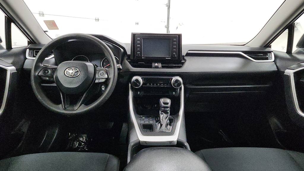 Thumbnail: 2020 Toyota RAV4 - 11