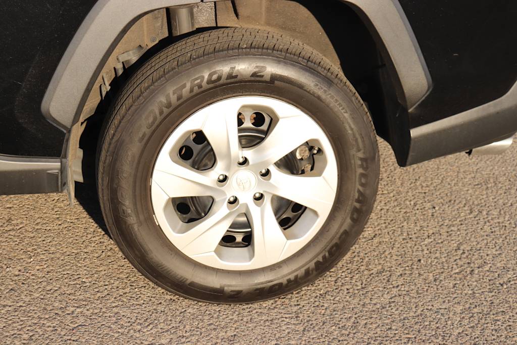 Thumbnail: 2019 Toyota RAV4 - 7