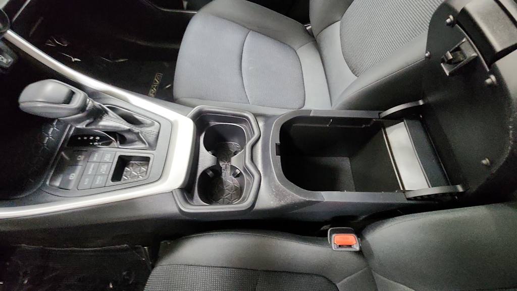 Thumbnail: 2019 Toyota RAV4 - 30