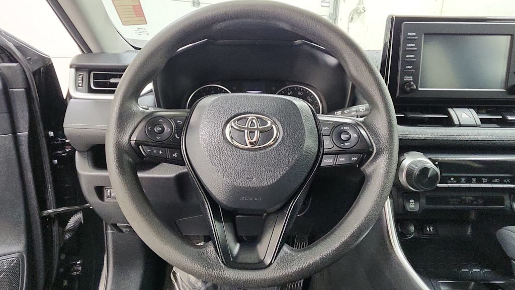 Thumbnail: 2019 Toyota RAV4 - 8