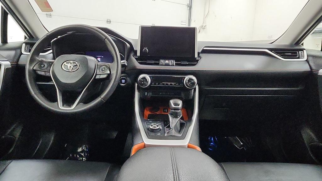 Thumbnail: 2024 Toyota RAV4 - 13