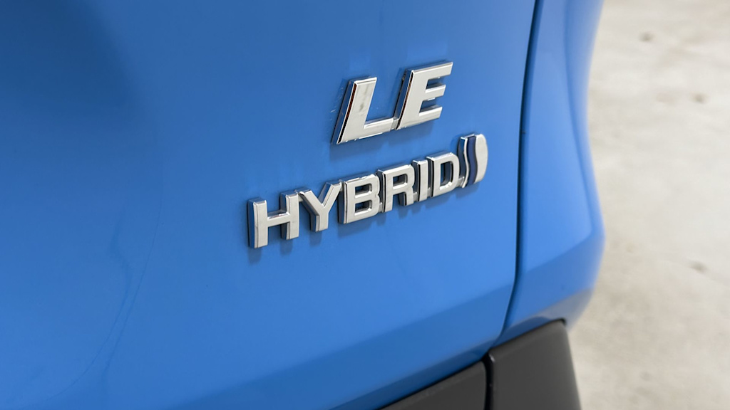 Thumbnail: 2020 Toyota RAV4 - 6