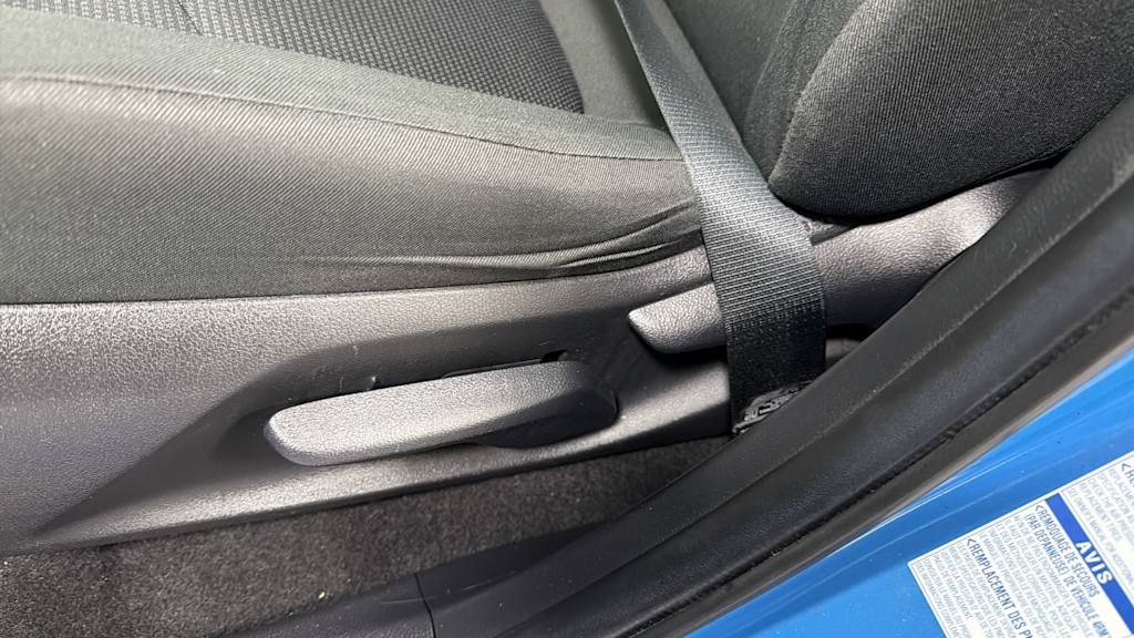 Thumbnail: 2020 Toyota RAV4 - 25