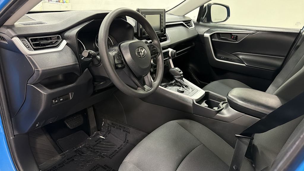 Thumbnail: 2020 Toyota RAV4 - 2