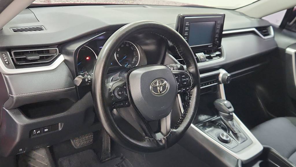Thumbnail: 2020 Toyota RAV4 - 2