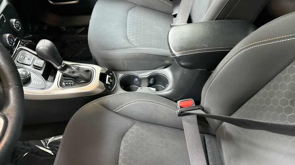 Thumbnail: 2018 Jeep Compass - 11