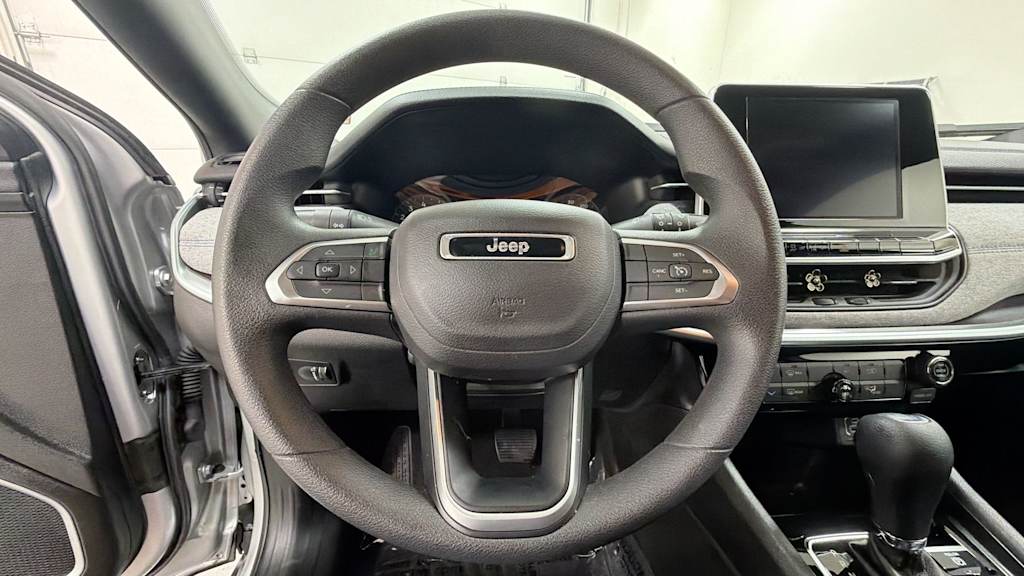 Thumbnail: 2025 Jeep Compass - 9