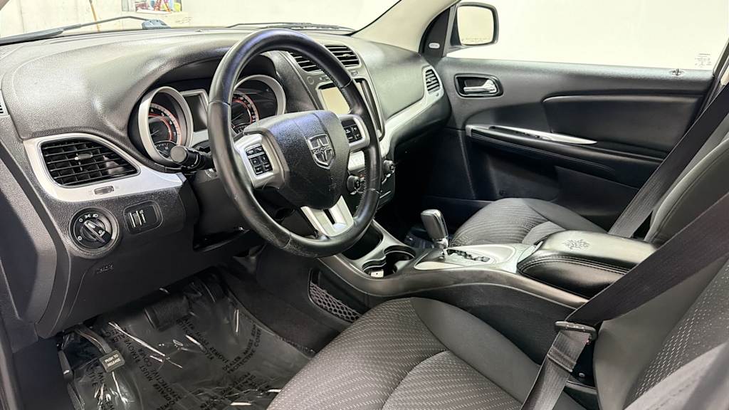 Thumbnail: 2015 Dodge Journey - 2