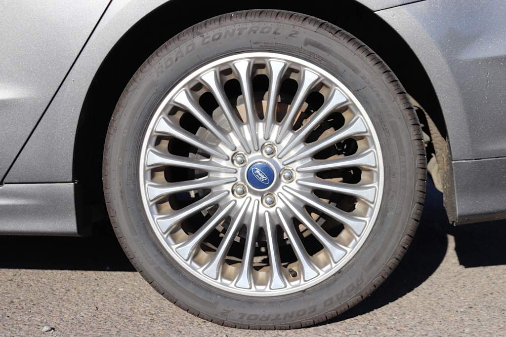 Thumbnail: 2014 Ford Fusion - 6
