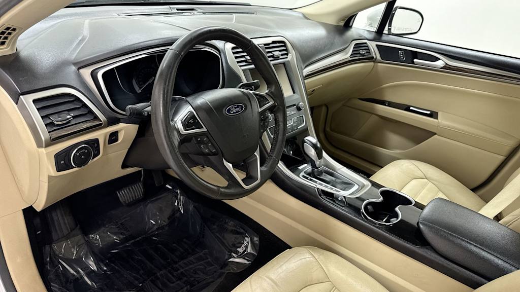 2016 Ford Fusion SE 2