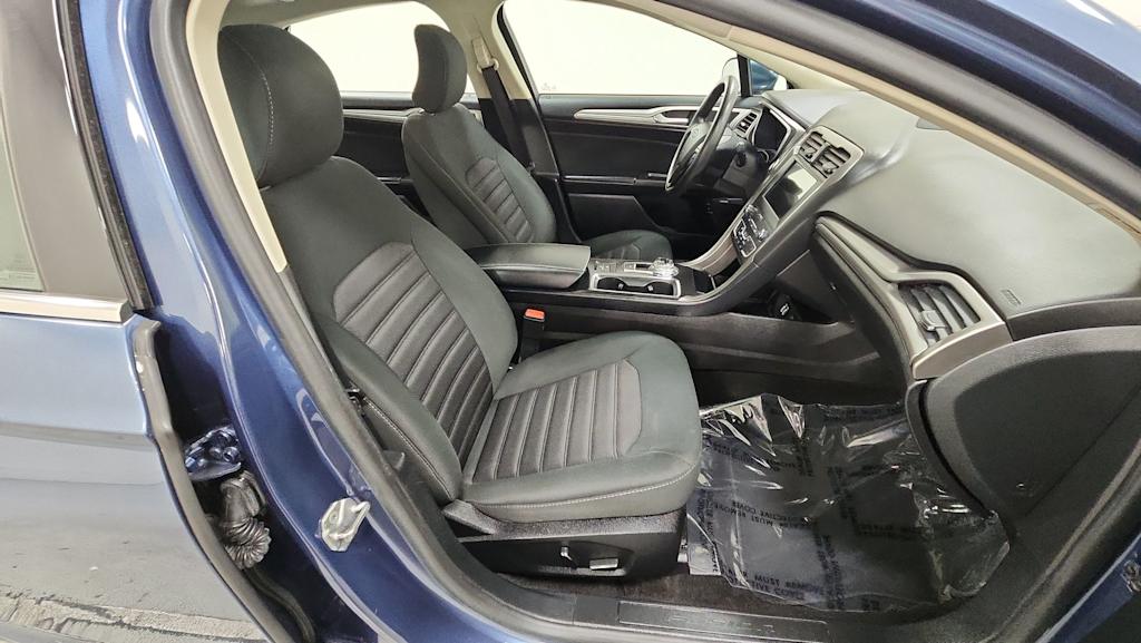 Thumbnail: 2019 Ford Fusion - 32