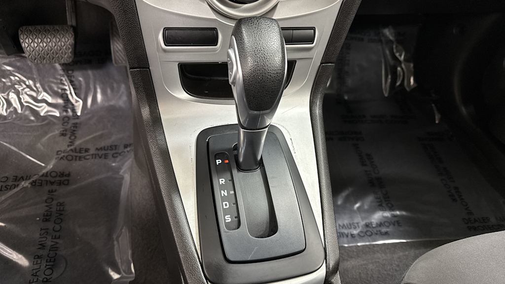 Thumbnail: 2017 Ford Fiesta - 16