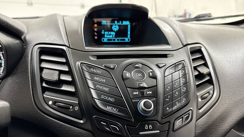 Thumbnail: 2017 Ford Fiesta - 15