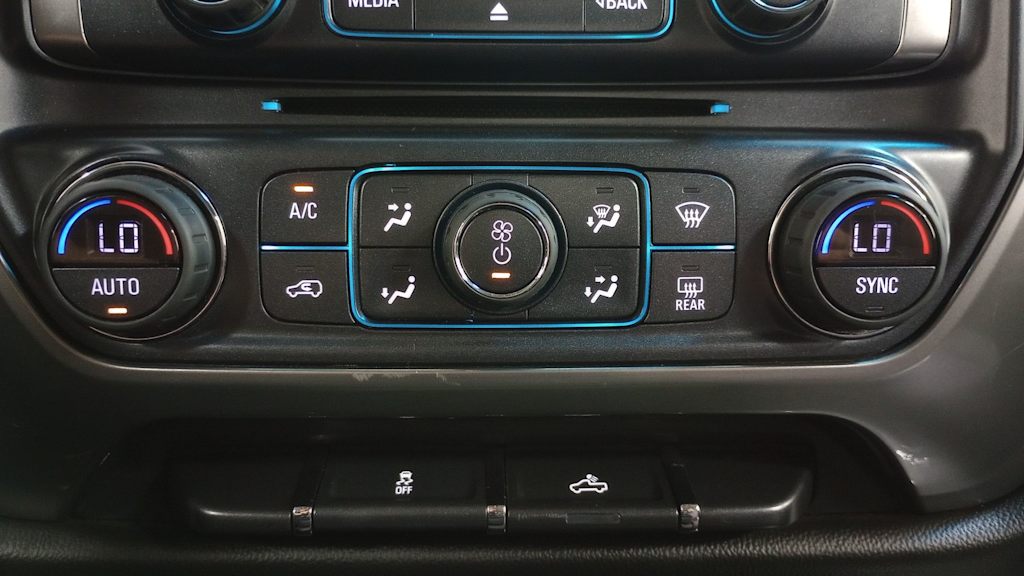 Thumbnail: 2017 Chevrolet Silverado 1500 - 29