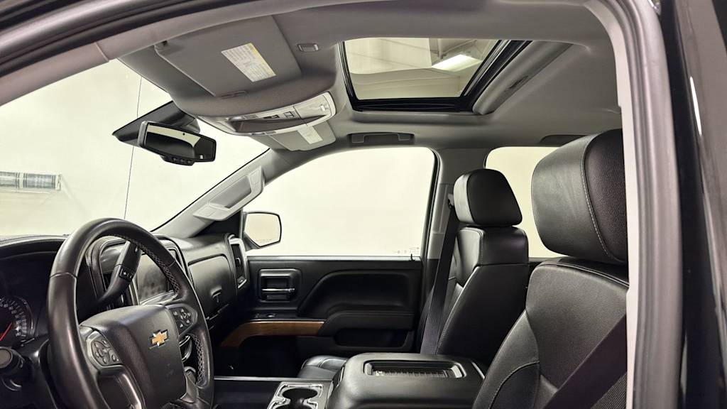 Thumbnail: 2016 Chevrolet Silverado 1500 - 30