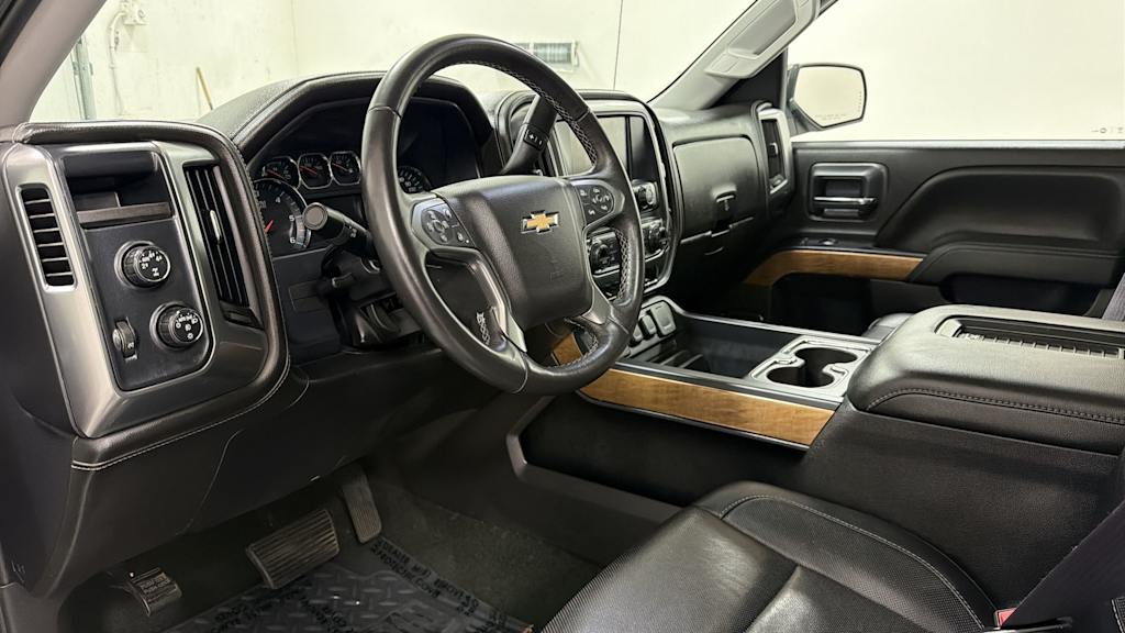 Thumbnail: 2016 Chevrolet Silverado 1500 - 2