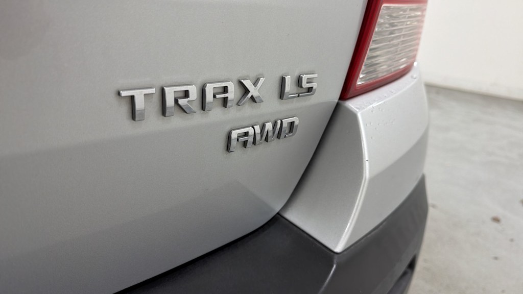 Thumbnail: 2016 Chevrolet Trax - 7