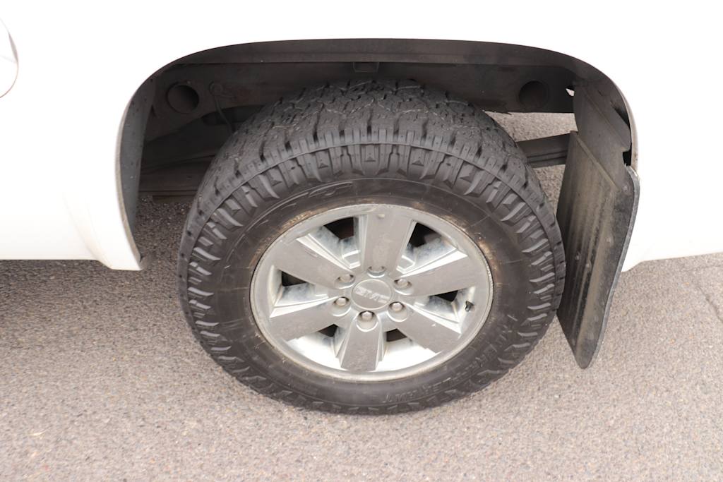 Thumbnail: 2011 GMC Sierra 1500 - 7