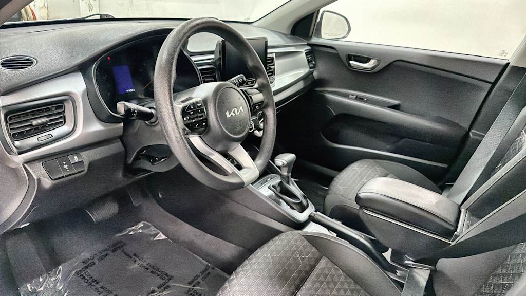 Thumbnail: 2022 Kia Rio - 2