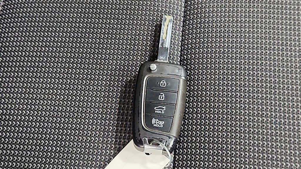 Thumbnail: 2018 Hyundai Accent - 17