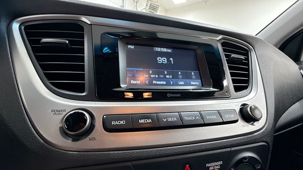 Thumbnail: 2018 Hyundai Accent - 15