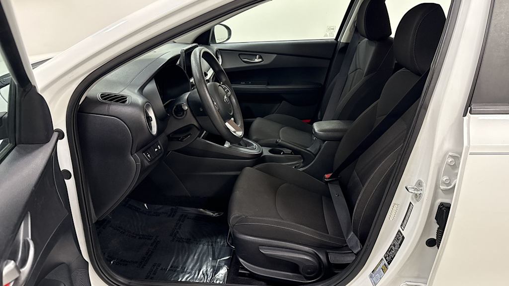 Thumbnail: 2020 Kia Forte - 10