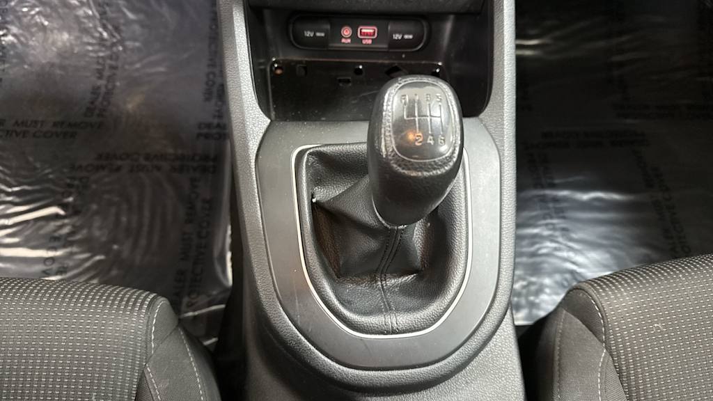 Thumbnail: 2020 Kia Forte - 15