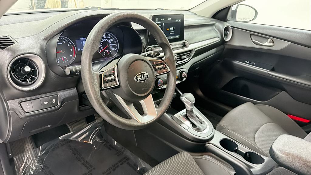 Thumbnail: 2021 Kia Forte - 2