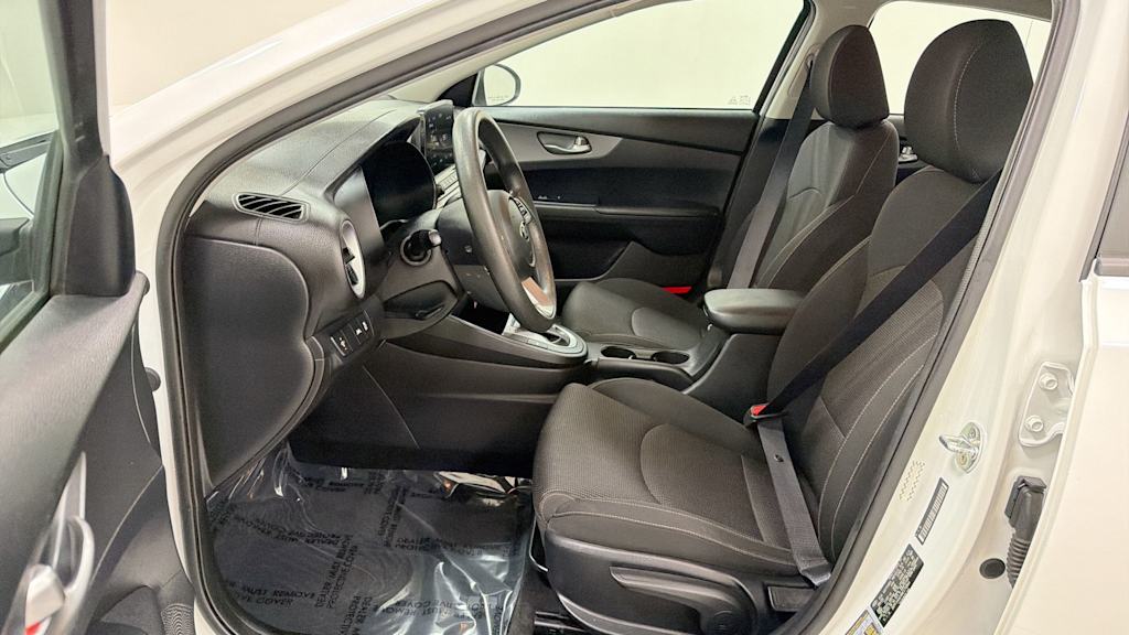 Thumbnail: 2021 Kia Forte - 11
