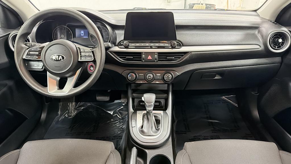 Thumbnail: 2021 Kia Forte - 14
