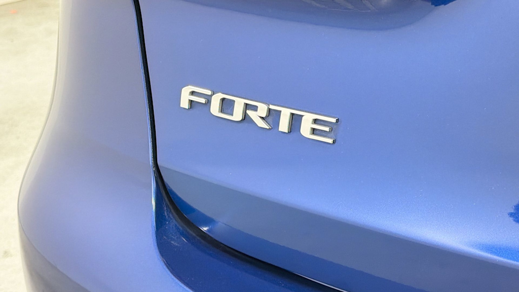 Thumbnail: 2017 Kia Forte - 7