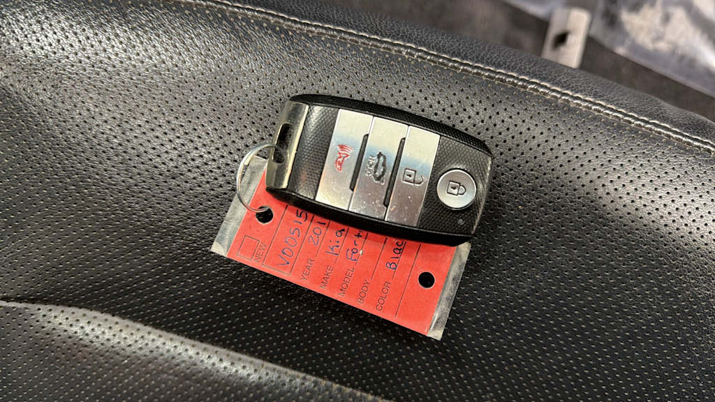 Thumbnail: 2017 Kia Forte - 19