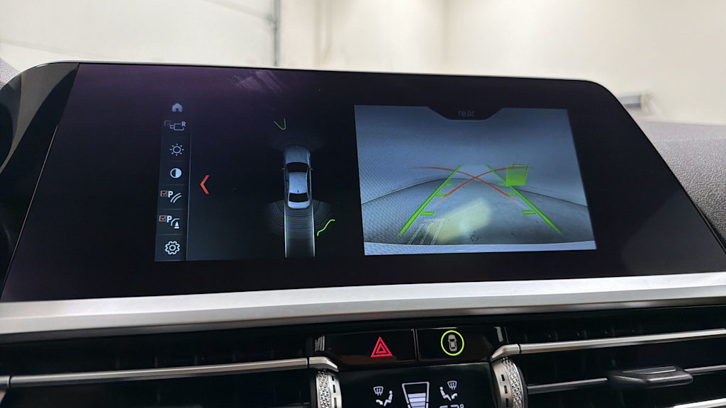 Thumbnail: 2020 BMW 3 Series - 26