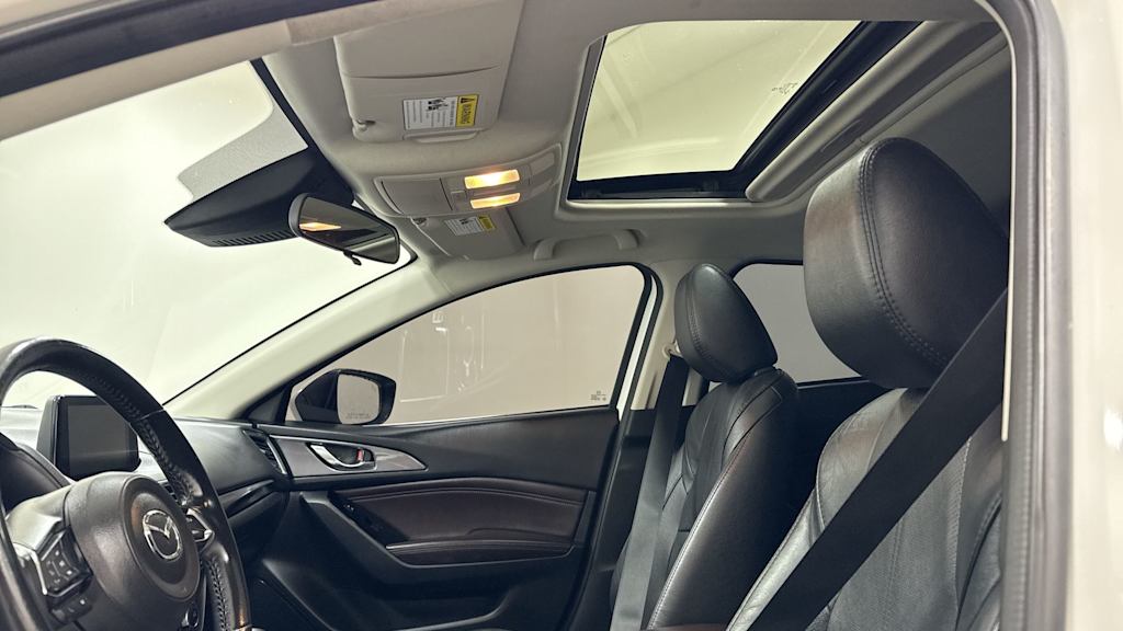 2018 Mazda Mazda3 i Grand Touring 11