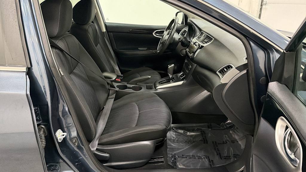 Thumbnail: 2017 Nissan Sentra - 29