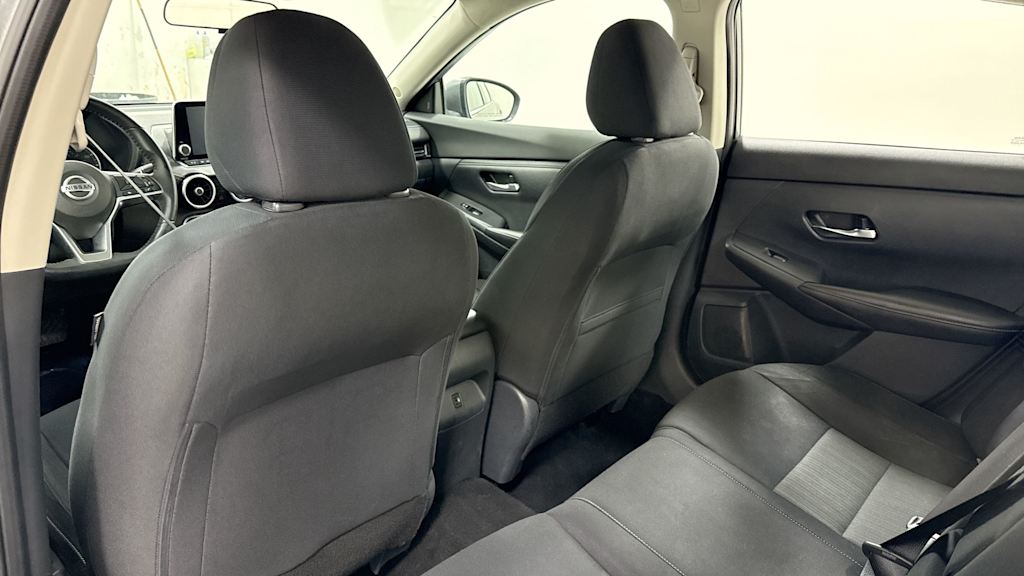 2020 Nissan Sentra SV 28