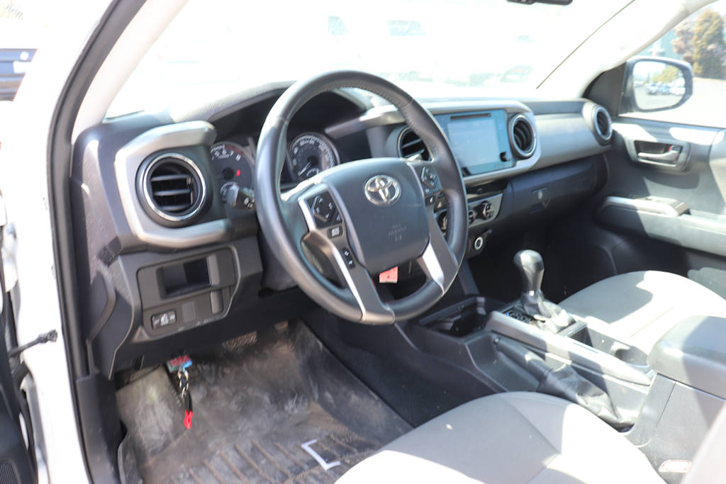 Thumbnail: 2017 Toyota Tacoma - 2