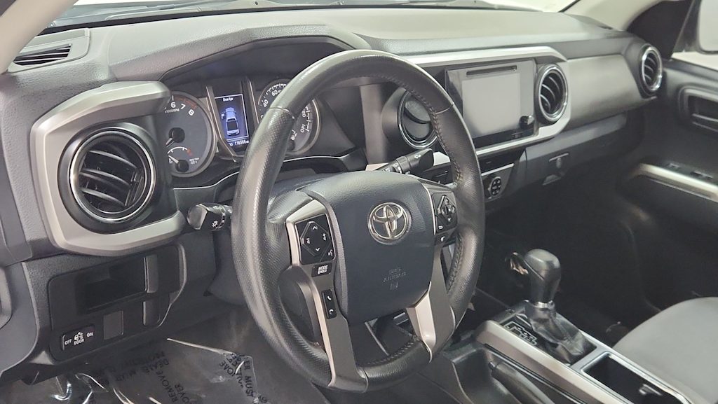 Thumbnail: 2017 Toyota Tacoma - 2