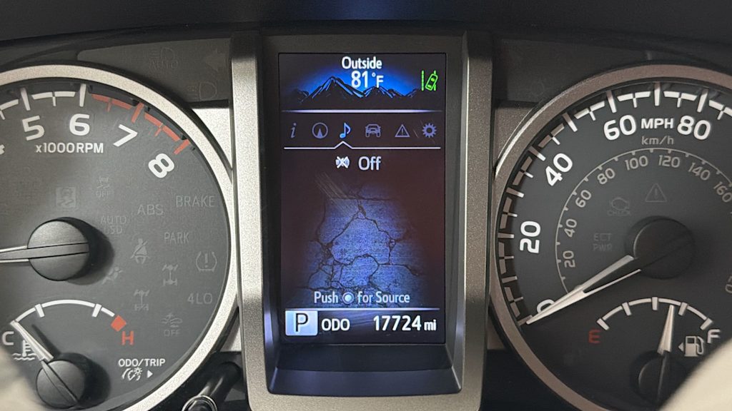 Thumbnail: 2019 Toyota Tacoma - 16