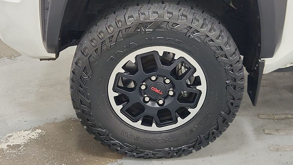 Thumbnail: 2024 Toyota Tacoma - 6