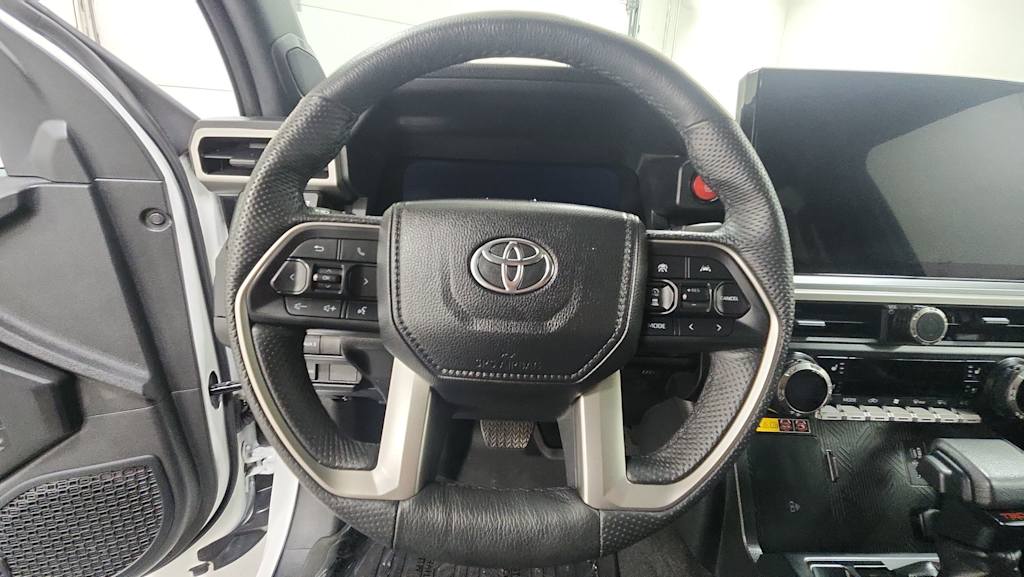 Thumbnail: 2024 Toyota Tacoma - 8