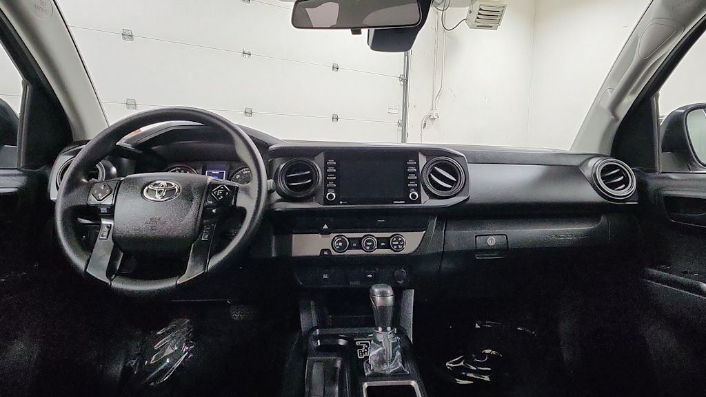 Thumbnail: 2022 Toyota Tacoma - 13