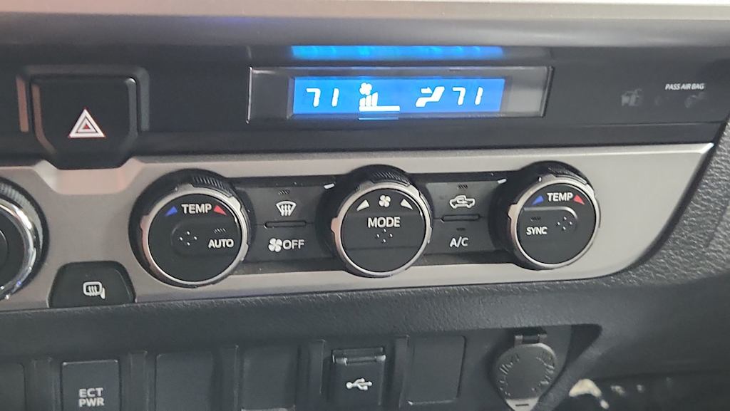 Thumbnail: 2022 Toyota Tacoma - 28