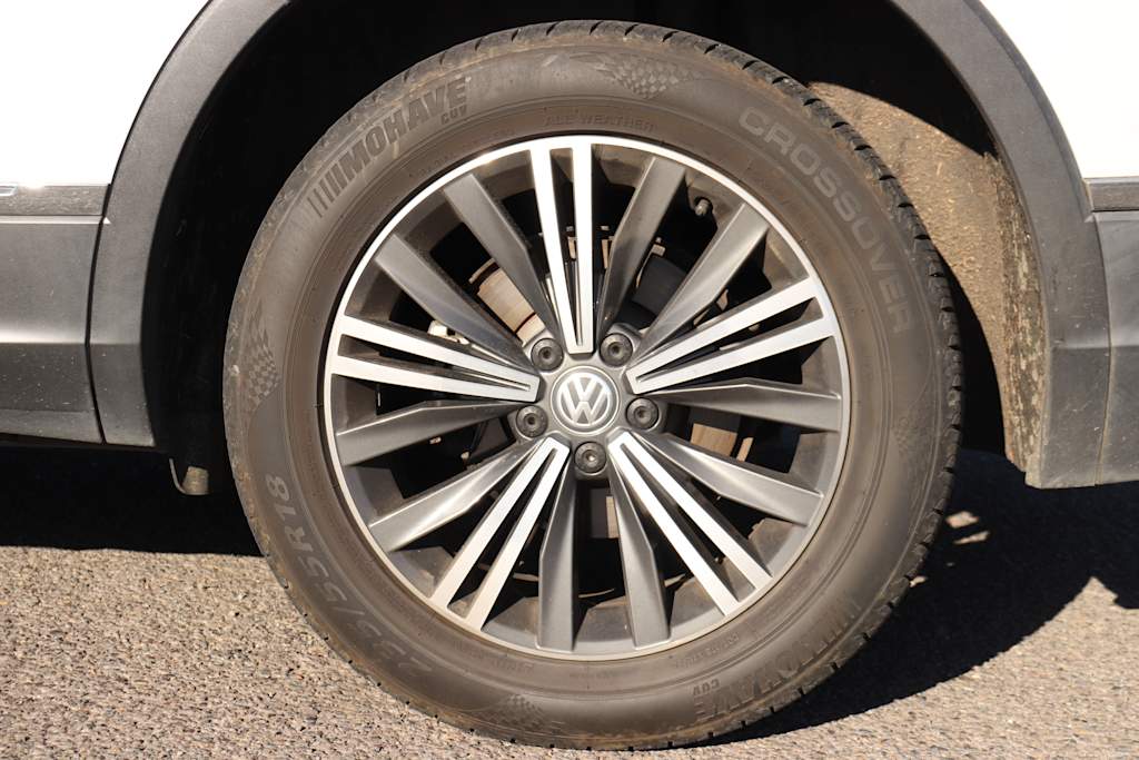 Thumbnail: 2019 Volkswagen Tiguan - 6