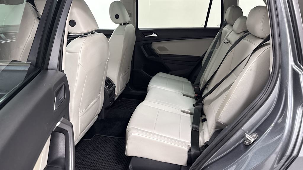 Thumbnail: 2021 Volkswagen Tiguan - 13