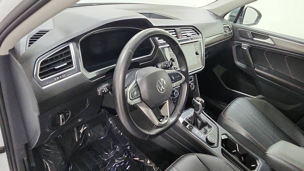 Thumbnail: 2024 Volkswagen Tiguan - 2