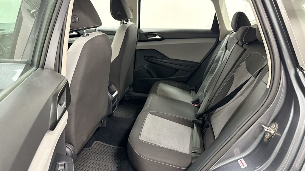 Thumbnail: 2022 Volkswagen Taos - 13