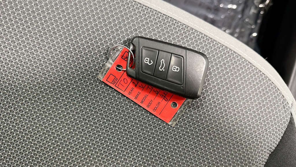 Thumbnail: 2022 Volkswagen Taos - 18