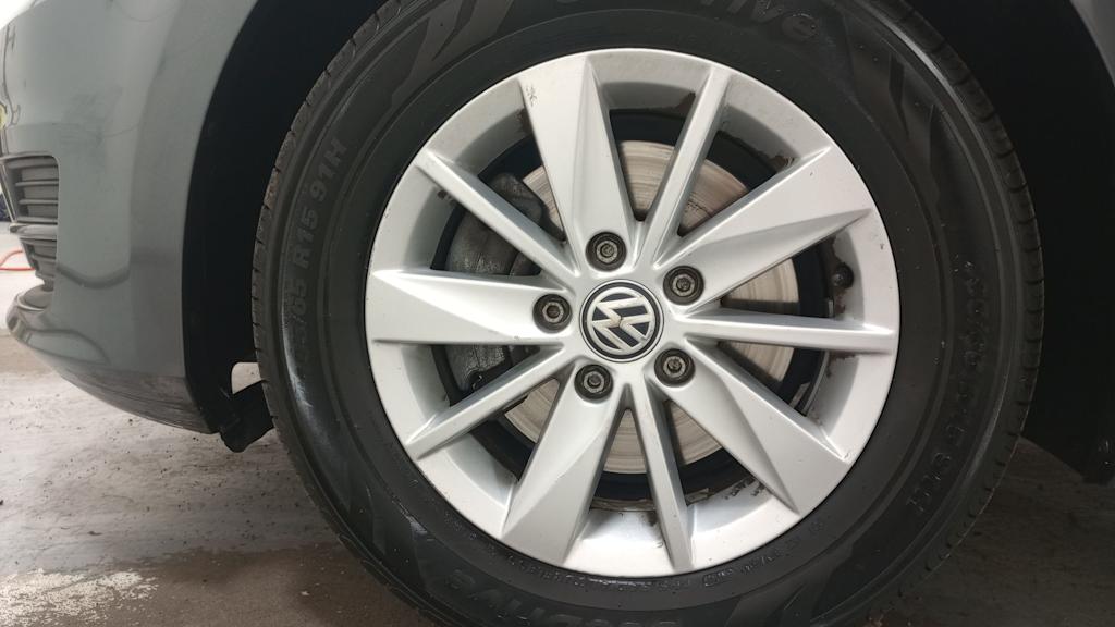 2015 Volkswagen Golf S 6