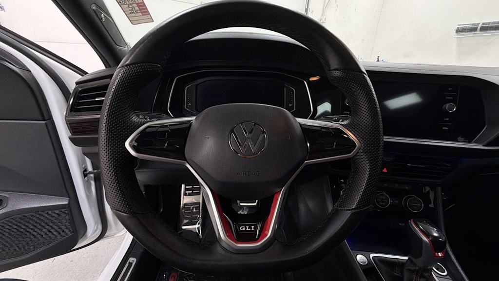 Thumbnail: 2023 Volkswagen Jetta - 9